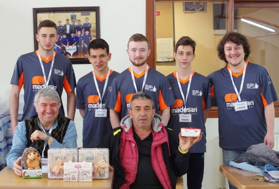 Athletes at Madosan-sponsored Table Tennis Tournament